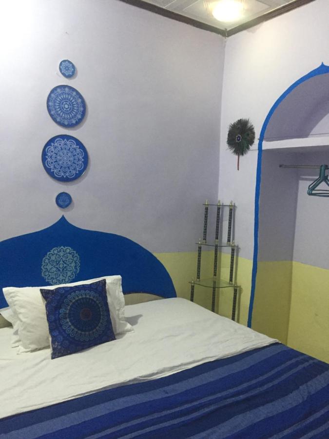 Mangla Guest House Varanasi Bagian luar foto